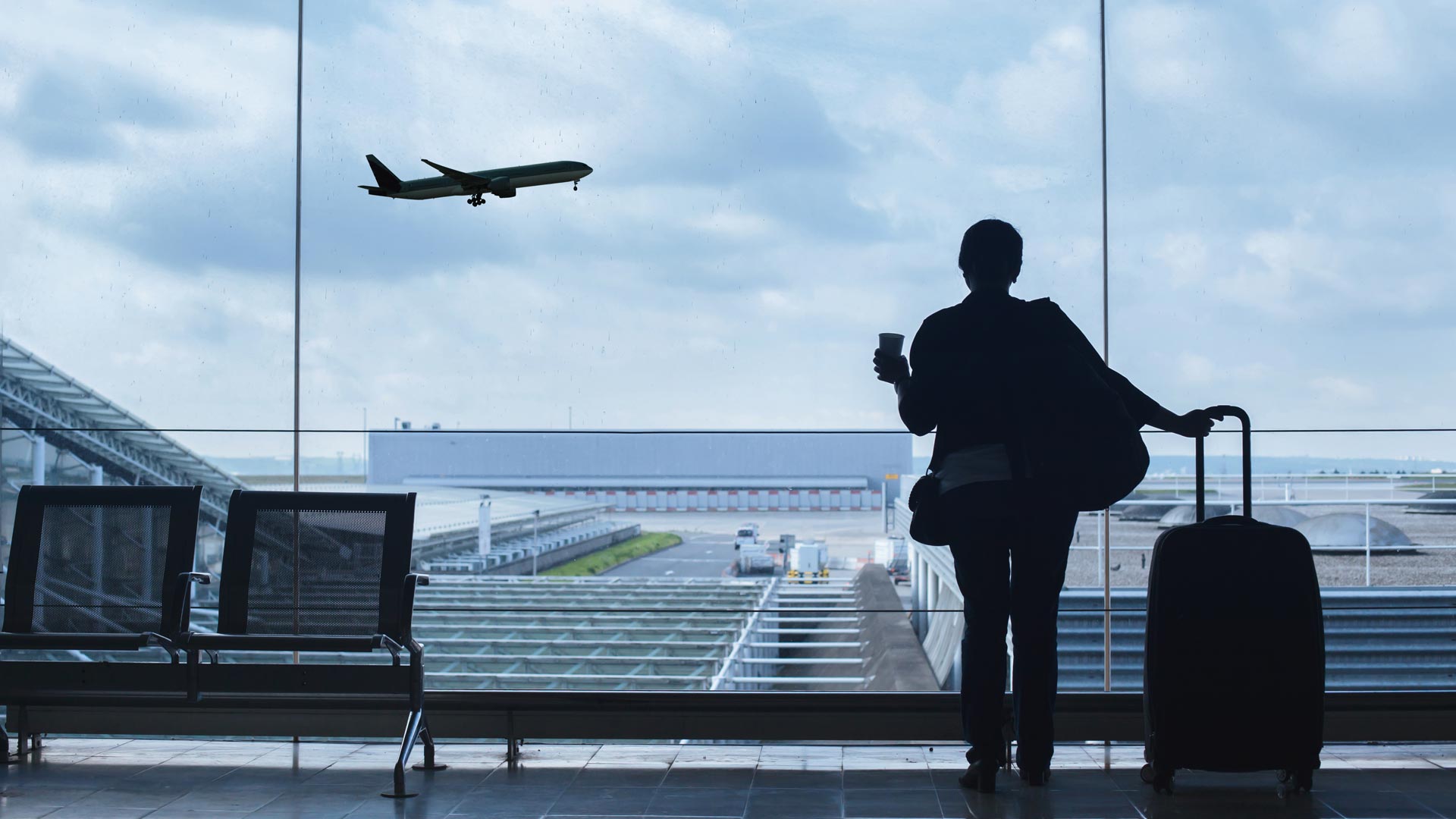 lake-como-transfers-airport-baggage